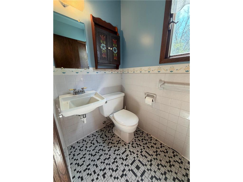 814 11th Avenue SE Roseau MN 56751 7082223 image12