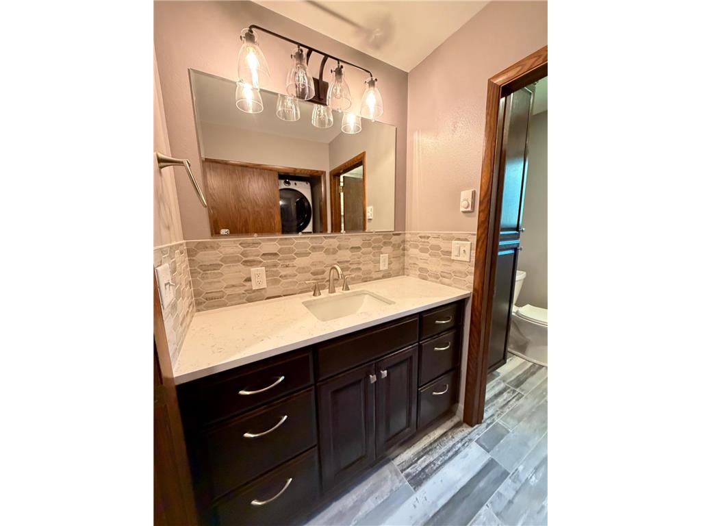 814 11th Avenue SE Roseau MN 56751 7082223 image33