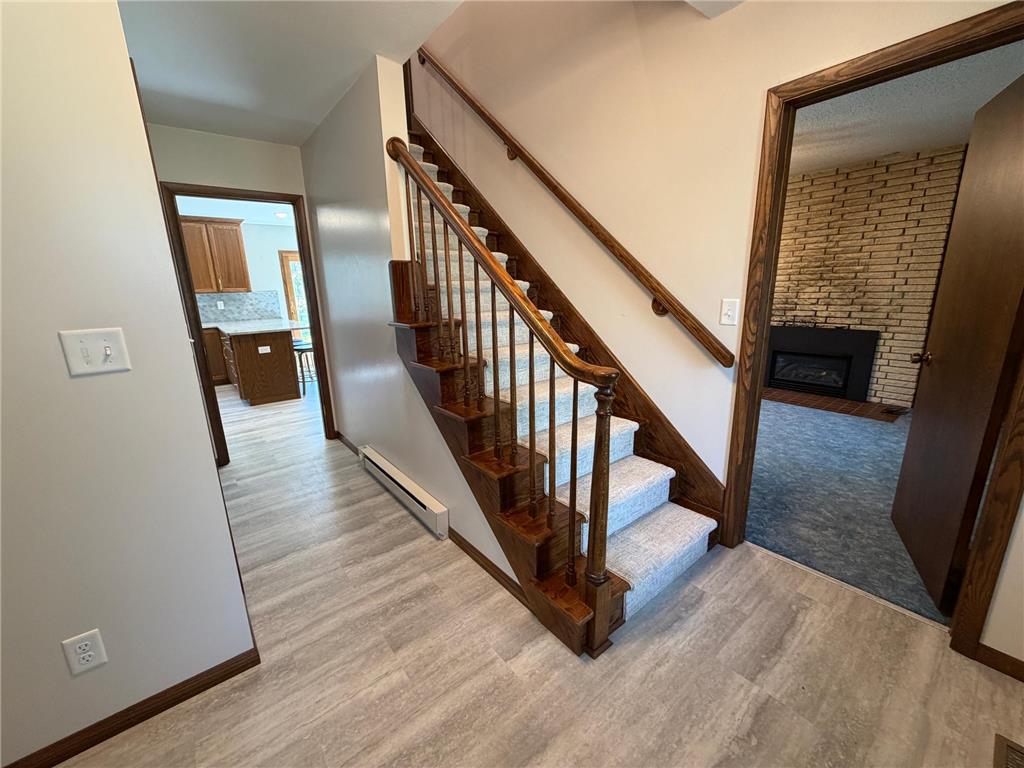 814 11th Avenue SE Roseau MN 56751 7082223 image4