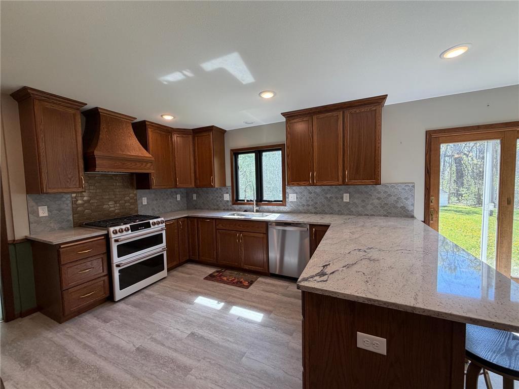 814 11th Avenue SE Roseau MN 56751 7082223 image7