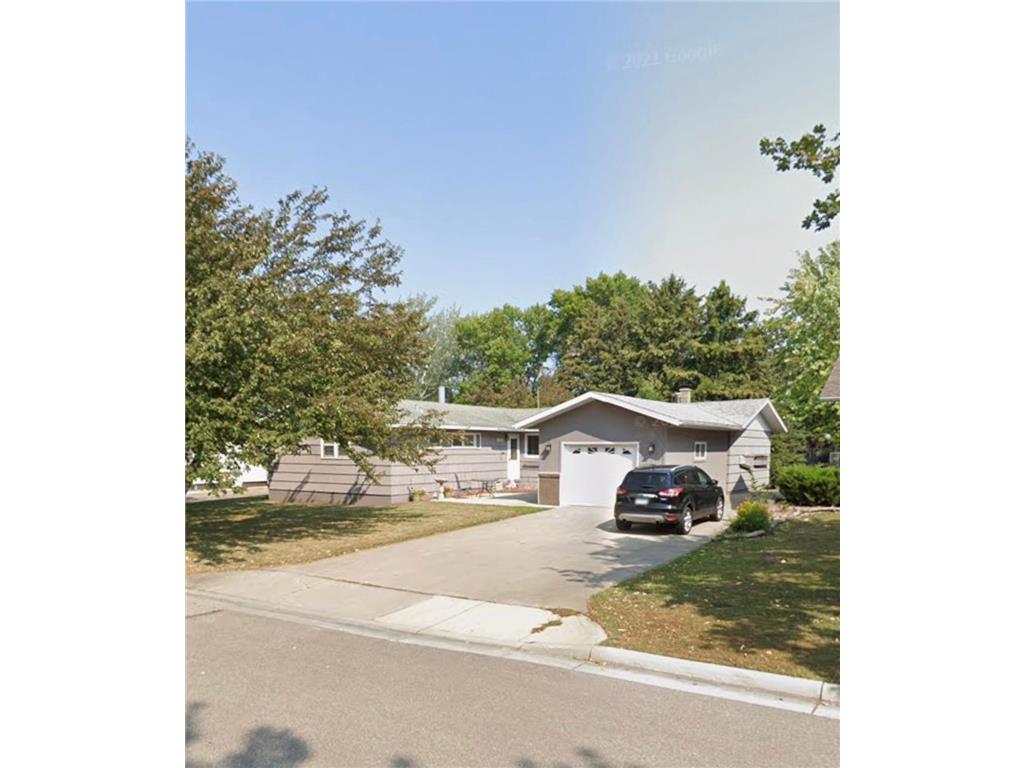 814 2nd Street SE Elbow Lake MN 56531 7029324 image1