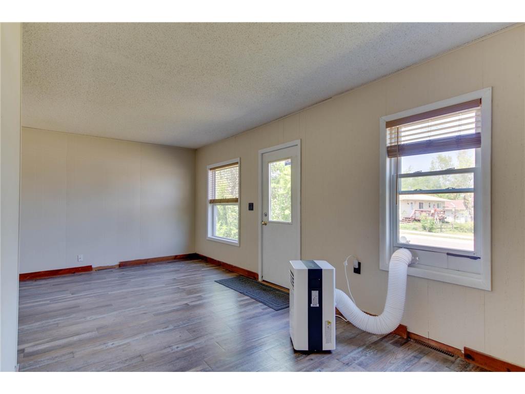814 3rd Street SE Bemidji MN 56601 7080122 image10