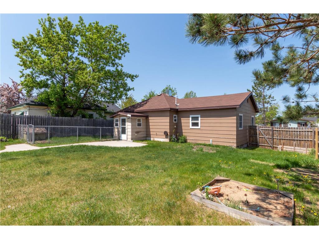 814 3rd Street SE Bemidji MN 56601 7080122 image19