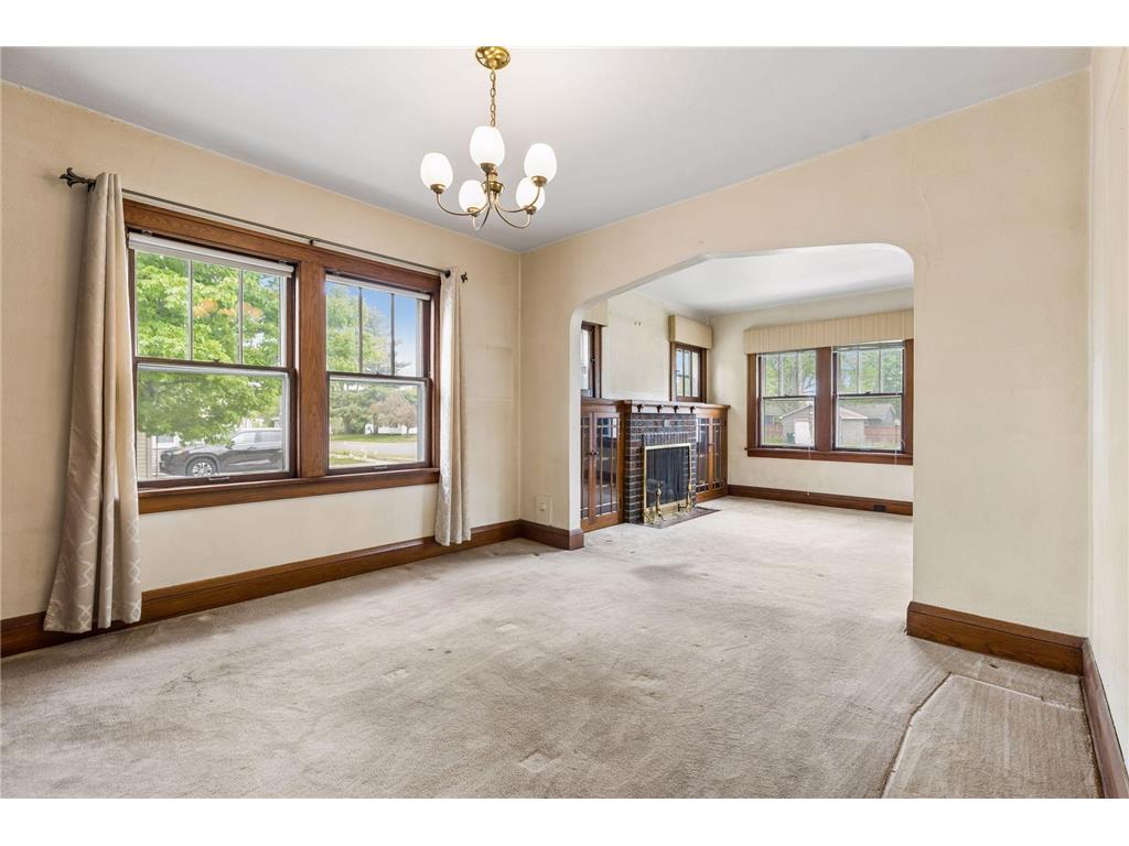 814 62nd Avenue N Brooklyn Center MN 55430 7047136 image10