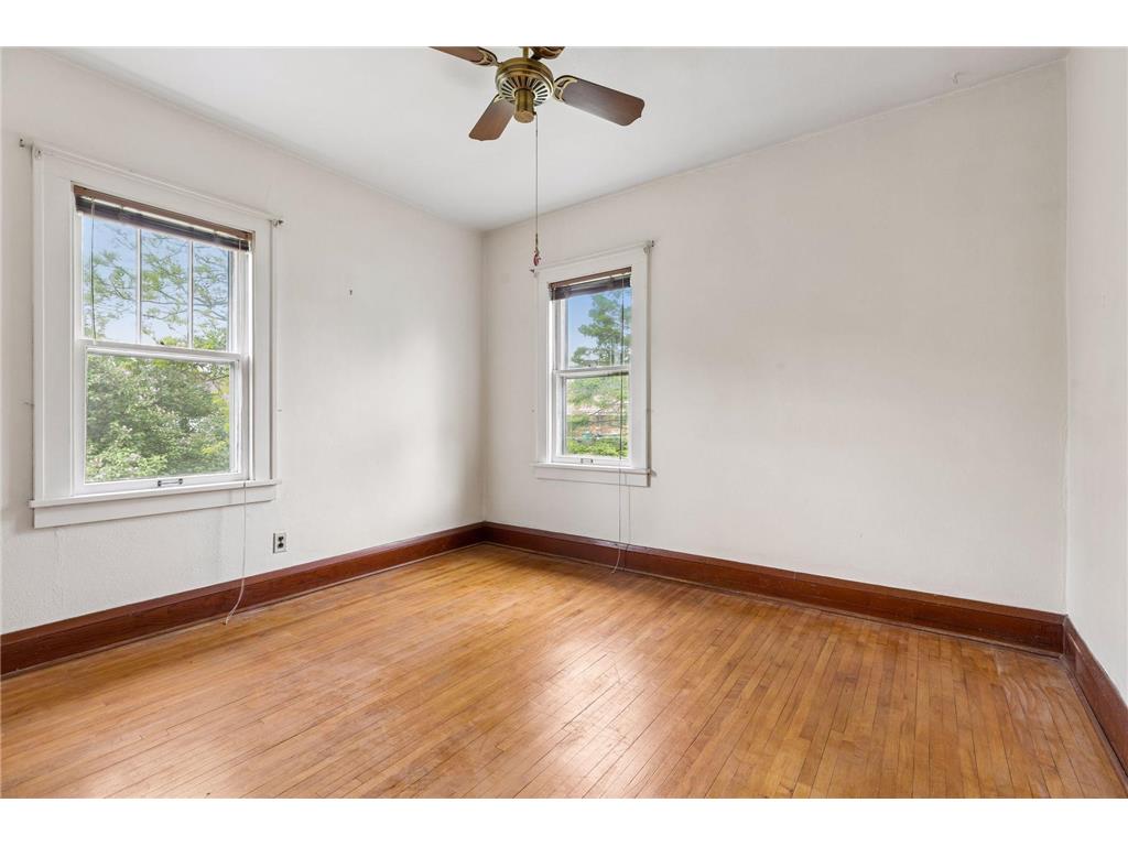 814 62nd Avenue N Brooklyn Center MN 55430 7047136 image15