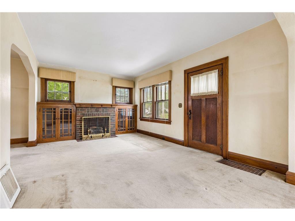 814 62nd Avenue N Brooklyn Center MN 55430 7047136 image2
