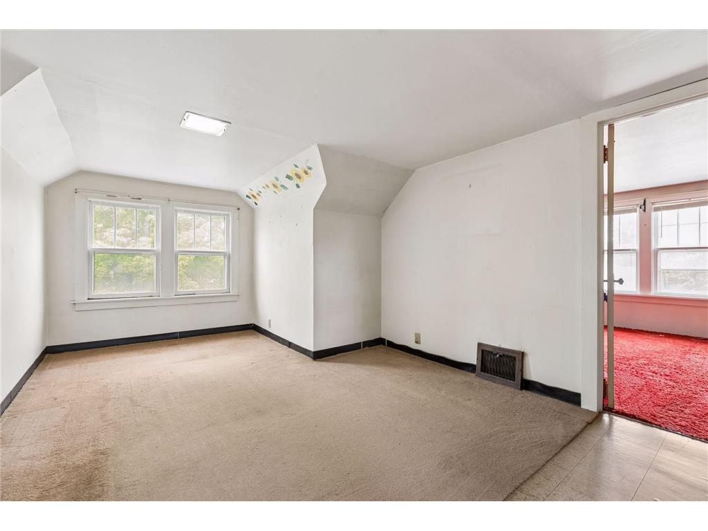 814 62nd Avenue N Brooklyn Center MN 55430 7047136 image22