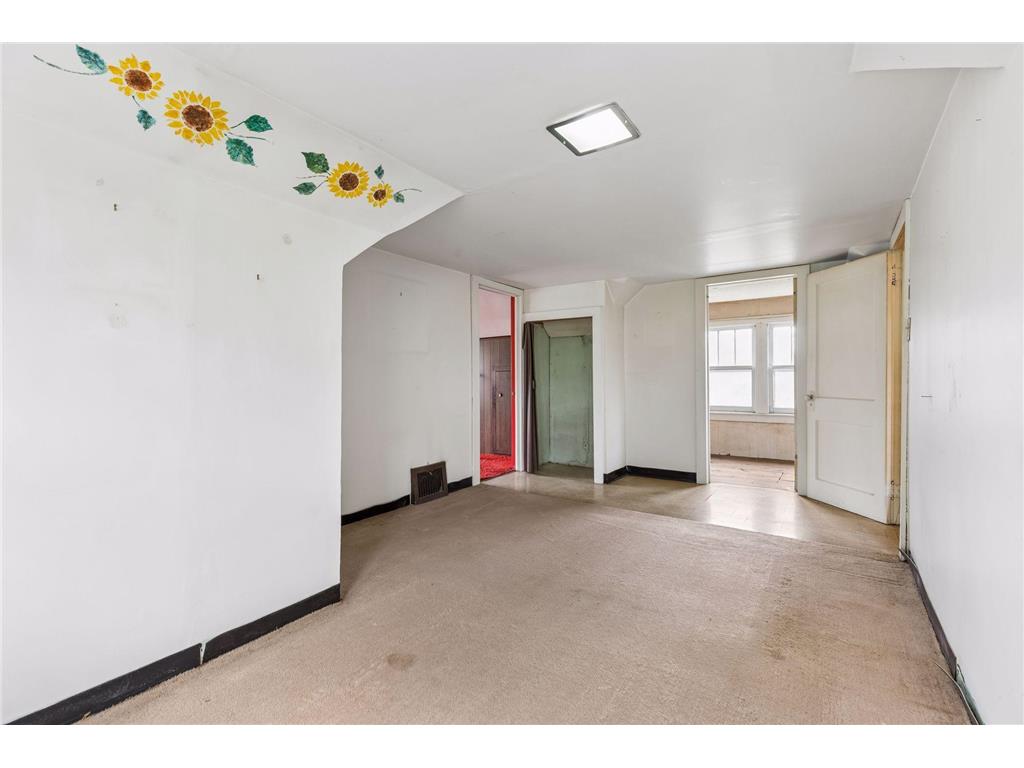 814 62nd Avenue N Brooklyn Center MN 55430 7047136 image23