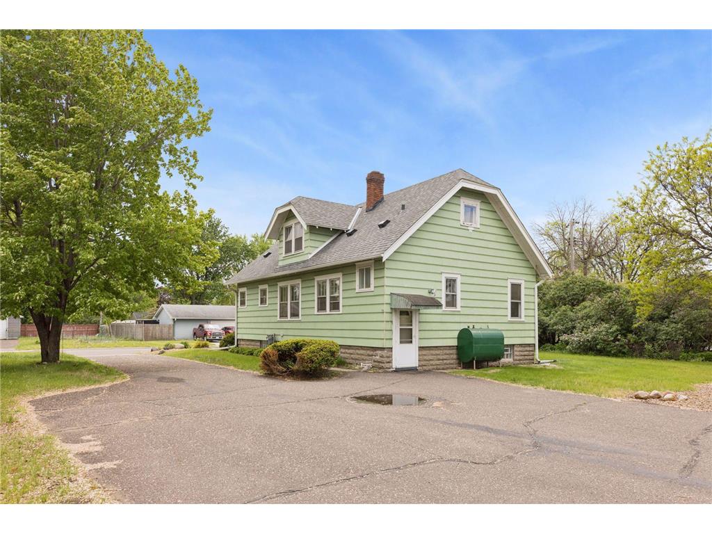 814 62nd Avenue N Brooklyn Center MN 55430 7047136 image26