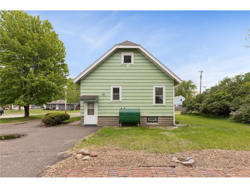 814 62nd Avenue N Brooklyn Center MN 55430 7047136 image27