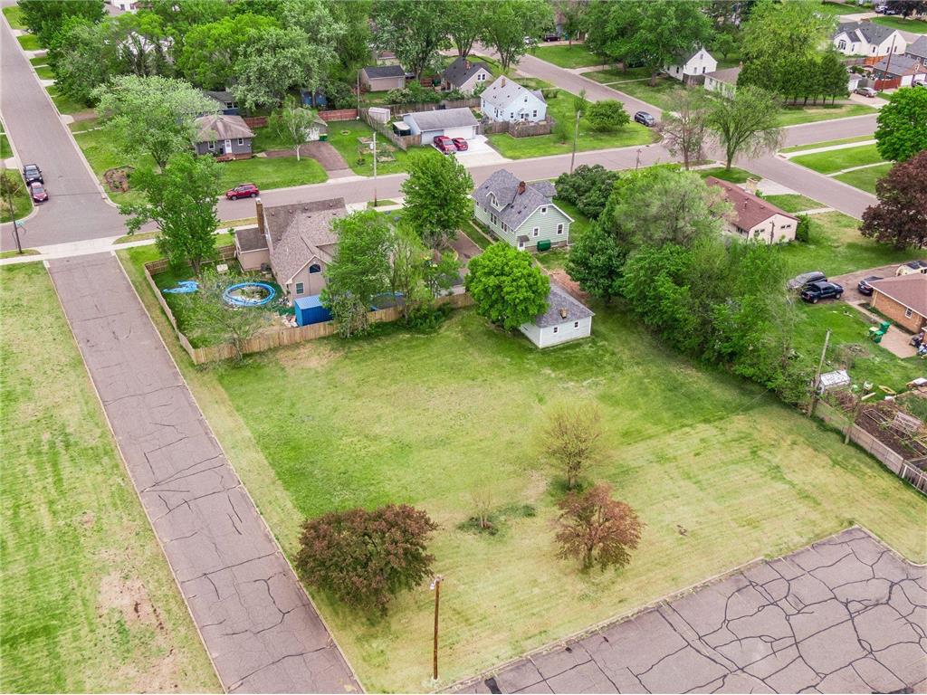 814 62nd Avenue N Brooklyn Center MN 55430 7047136 image33