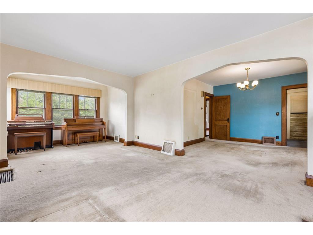 814 62nd Avenue N Brooklyn Center MN 55430 7047136 image5
