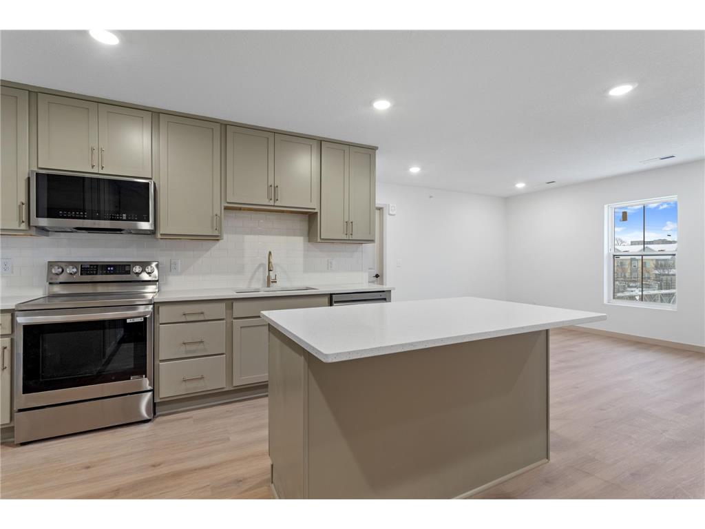 814 6th Street SE Minneapolis MN 55414 6826518 image11