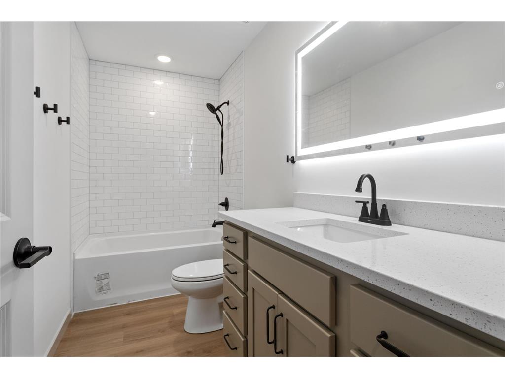 814 6th Street SE Minneapolis MN 55414 6826518 image14