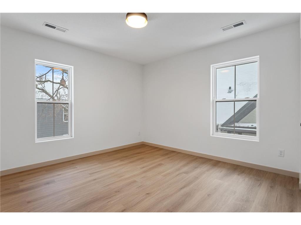 814 6th Street SE Minneapolis MN 55414 6826518 image17