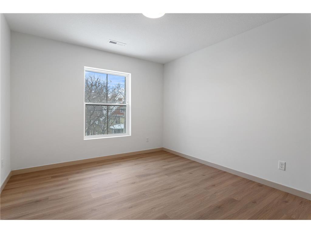 814 6th Street SE Minneapolis MN 55414 6826518 image21