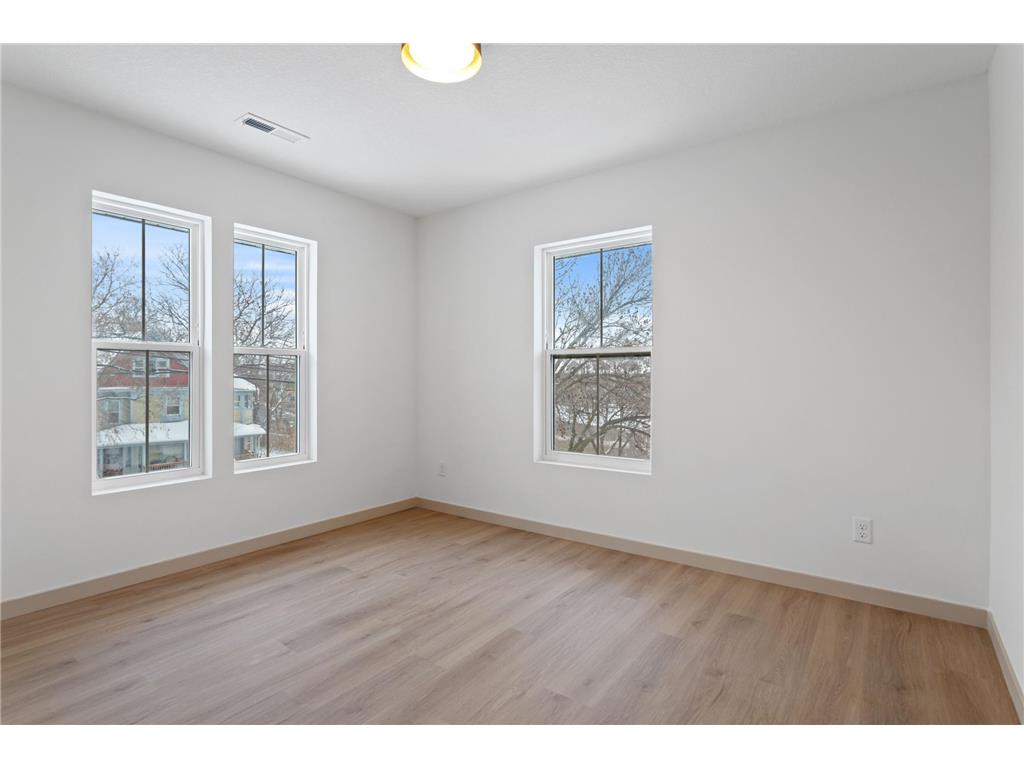 814 6th Street SE Minneapolis MN 55414 6826518 image22