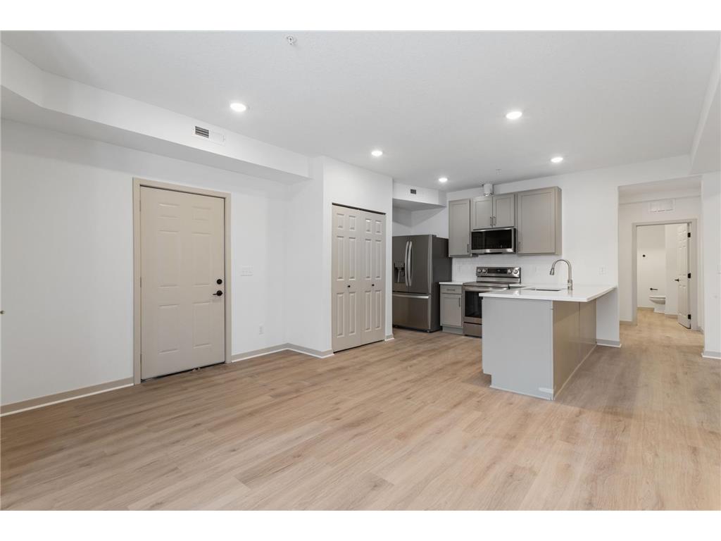 814 6th Street SE Minneapolis MN 55414 6826518 image32