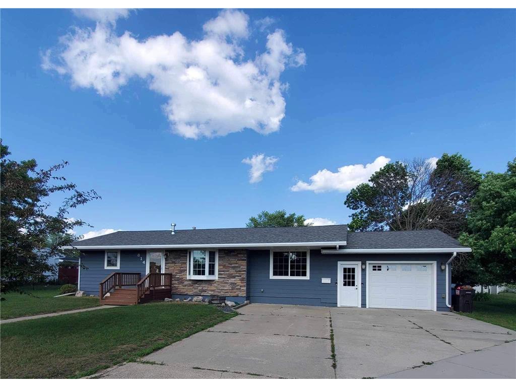 814 6th Street SW, Wadena, MN, 56482 MLS 6400950 Edina Realty