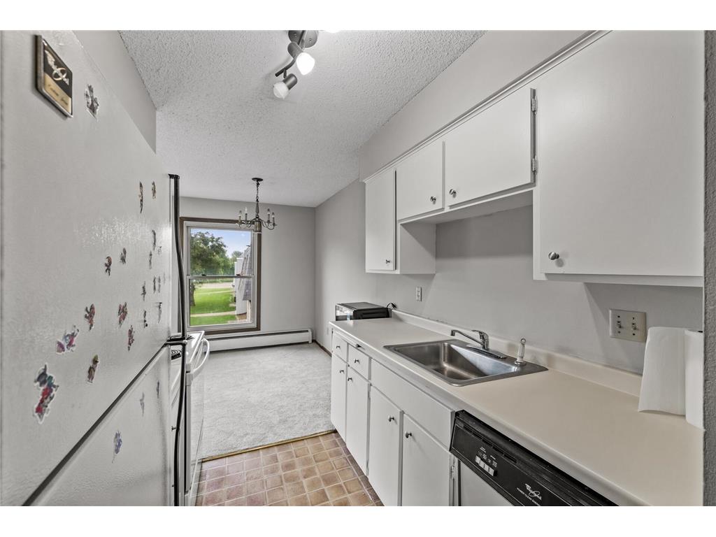 814 9th Avenue S #5 Hopkins MN 55343 7032648 image12