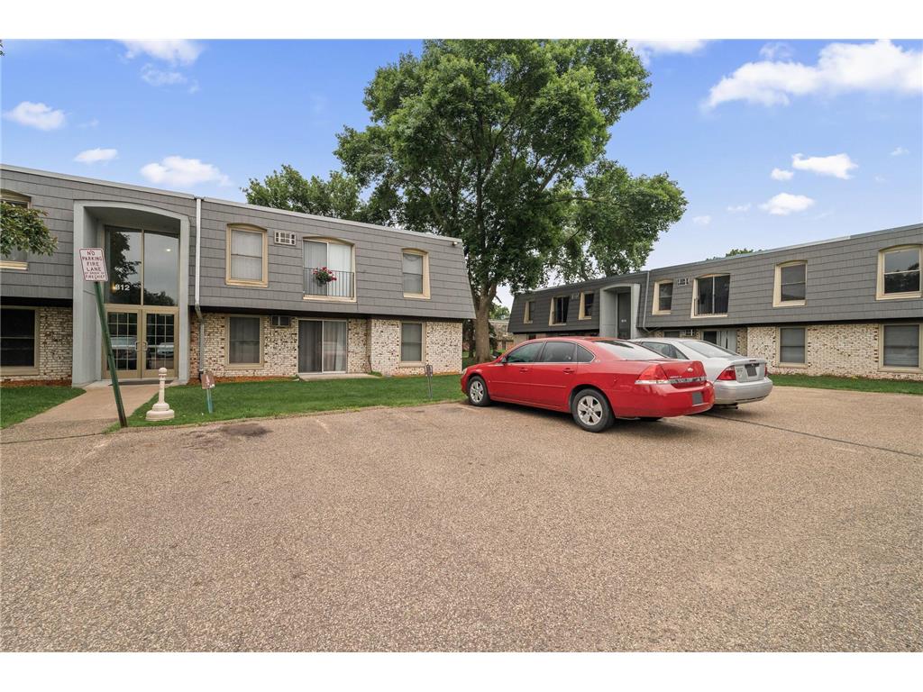 814 9th Avenue S #5 Hopkins MN 55343 7032648 image2