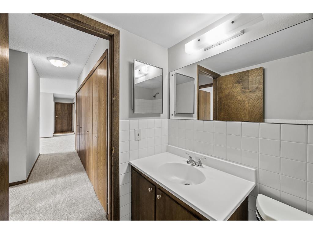 814 9th Avenue S #5 Hopkins MN 55343 7032648 image22