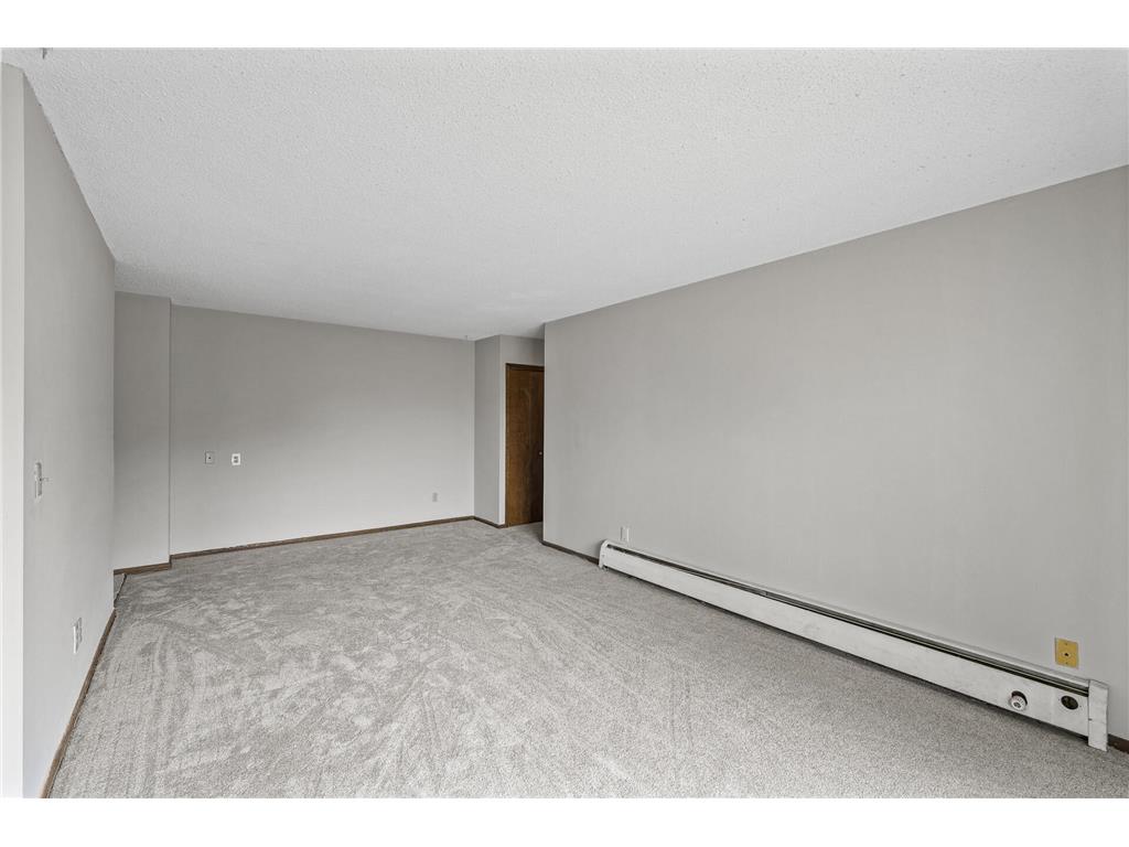 814 9th Avenue S #5 Hopkins MN 55343 7032648 image6