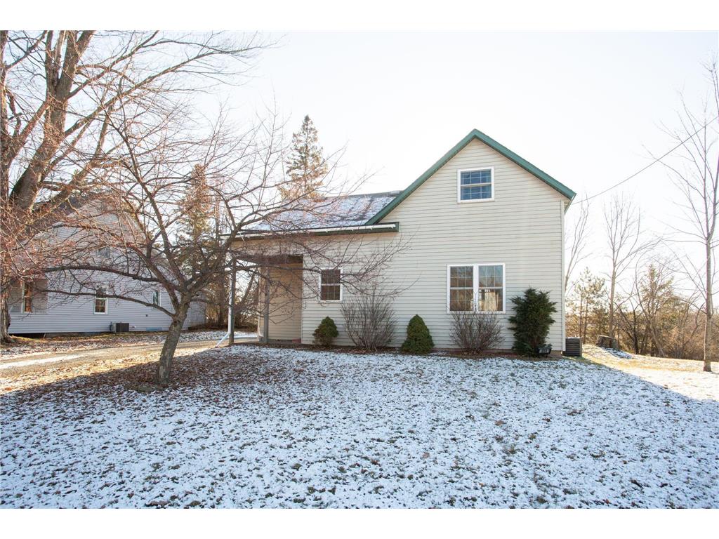 814 Menasha Avenue E, Ladysmith, WI, 54848 MLS 6467616 Edina Realty