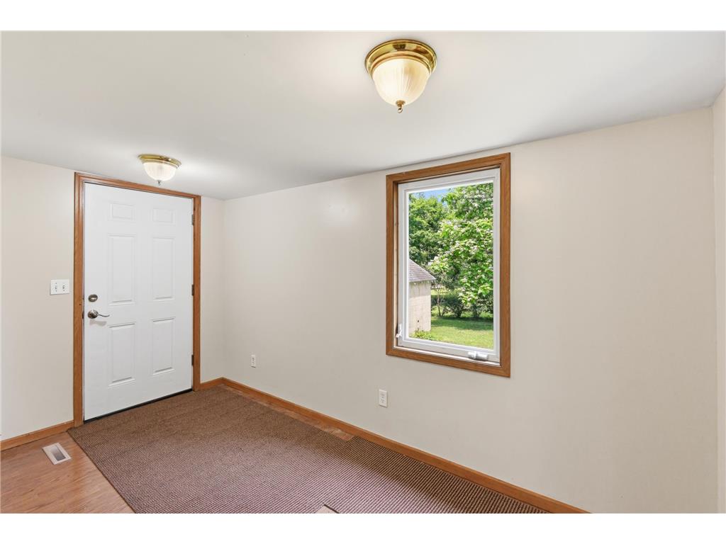 814 Minnesota Boulevard Saint Cloud MN 56304 7095408 image15