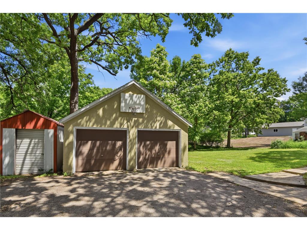 814 Minnesota Boulevard Saint Cloud MN 56304 7095408 image3