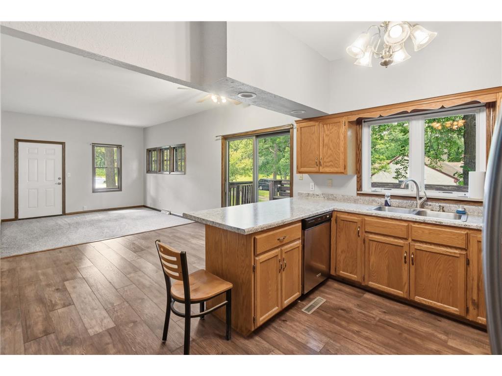 814 Minnesota Boulevard Saint Cloud MN 56304 7095408 image7