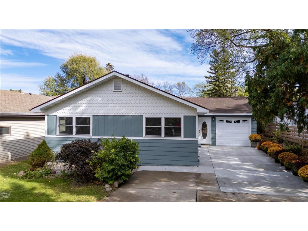 814 N Union Avenue Fergus Falls MN 56537 - Alice Lake 6802005 image1