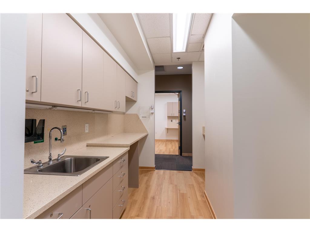 814 S 3rd Street Minneapolis MN 55415 6699256 image12