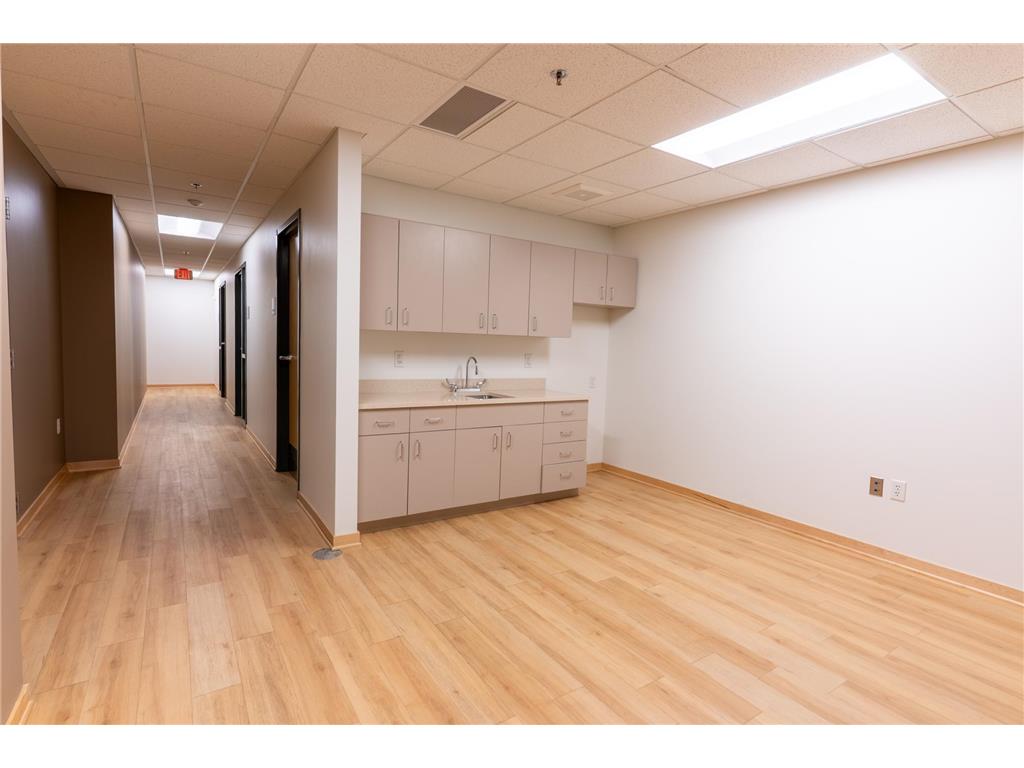 814 S 3rd Street Minneapolis MN 55415 6699256 image22