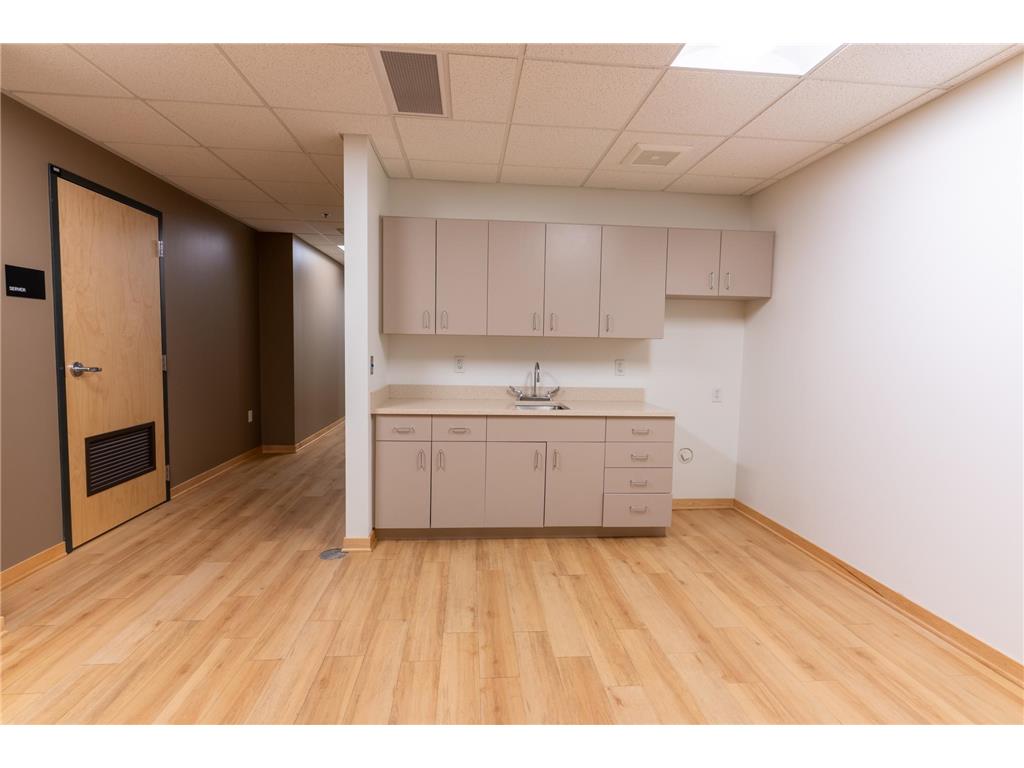 814 S 3rd Street Minneapolis MN 55415 6699256 image23