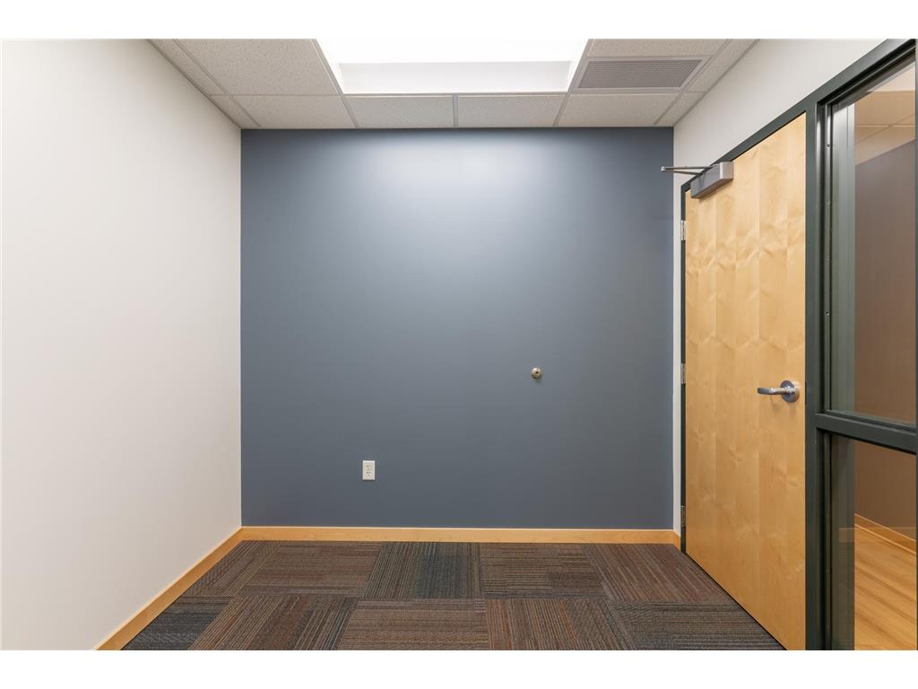 814 S 3rd Street Minneapolis MN 55415 6699256 image27