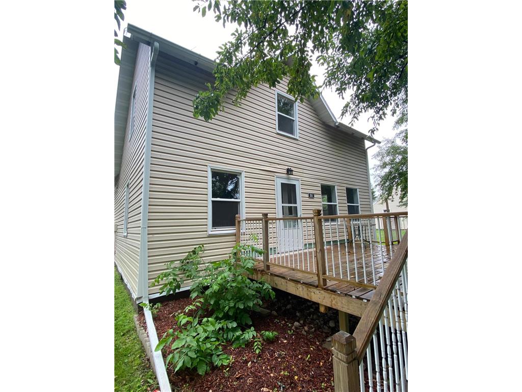 814 S Pine Street Grantsburg WI 54840 6557575 image1