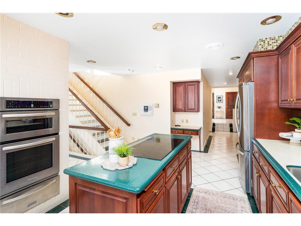 814 W 5th Street Duluth MN 55806 7024247 image18