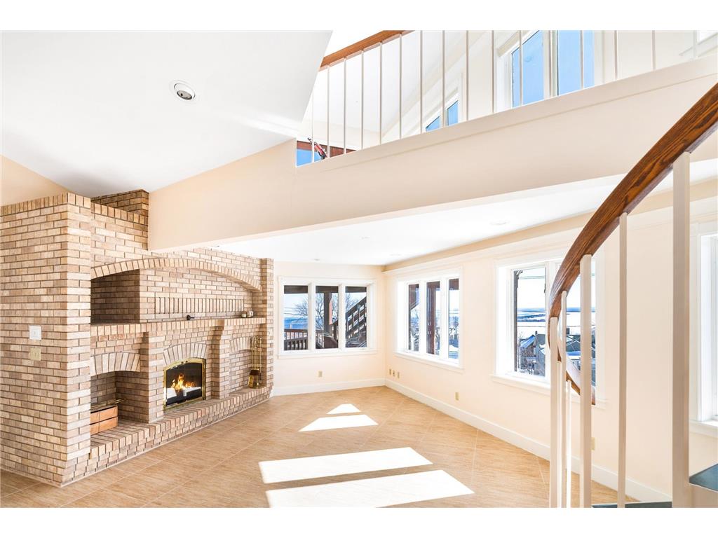 814 W 5th Street Duluth MN 55806 7024247 image30