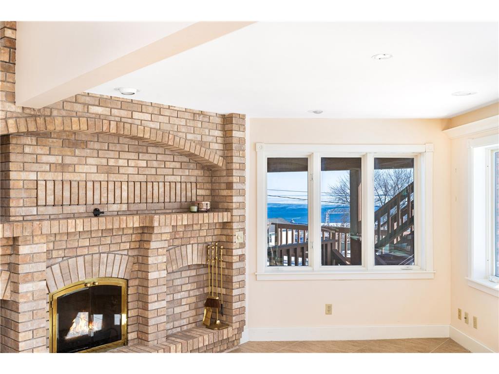 814 W 5th Street Duluth MN 55806 7024247 image32