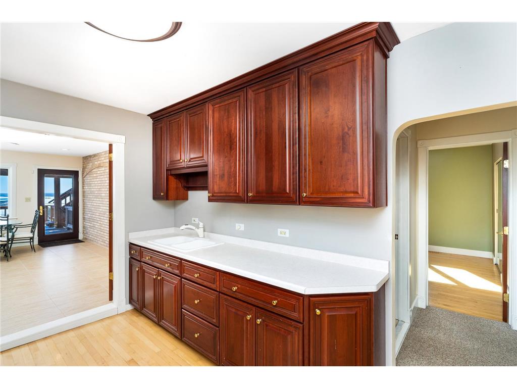 814 W 5th Street Duluth MN 55806 7024247 image43