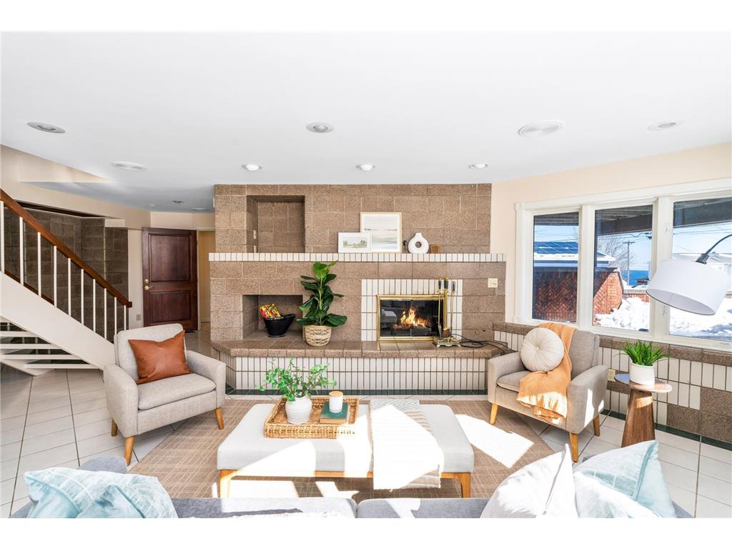 814 W 5th Street Duluth MN 55806 7024247 image54