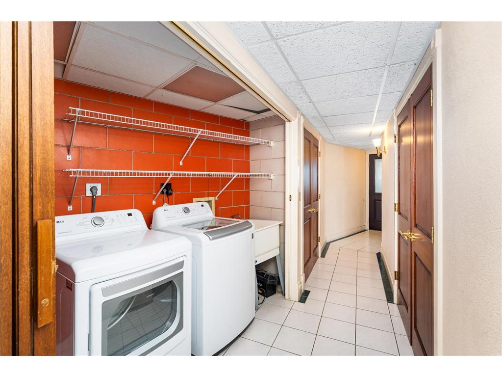 814 W 5th Street Duluth MN 55806 7024247 image68