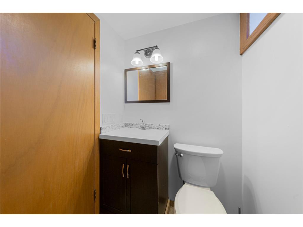 814 W Skaro Street Saint Peter MN 56082 7048558 image18