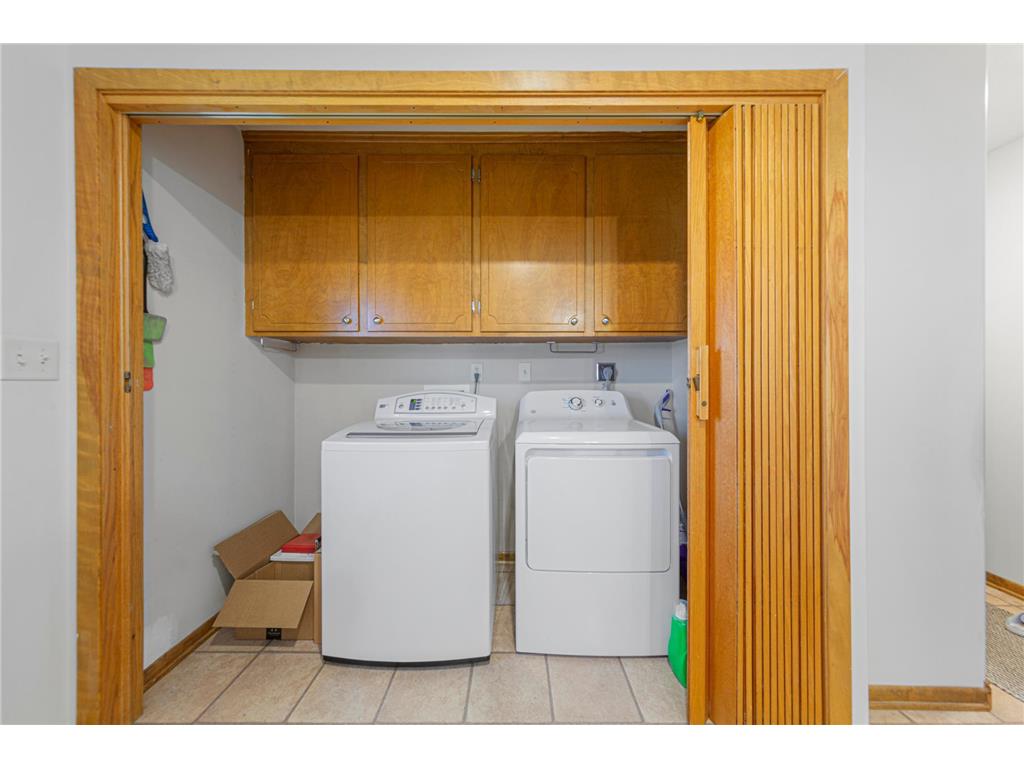 814 W Skaro Street Saint Peter MN 56082 7048558 image9