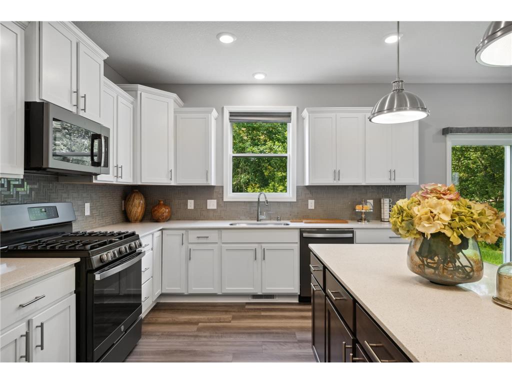 8140 186th Street W Lakeville MN 55044 6489265 image1