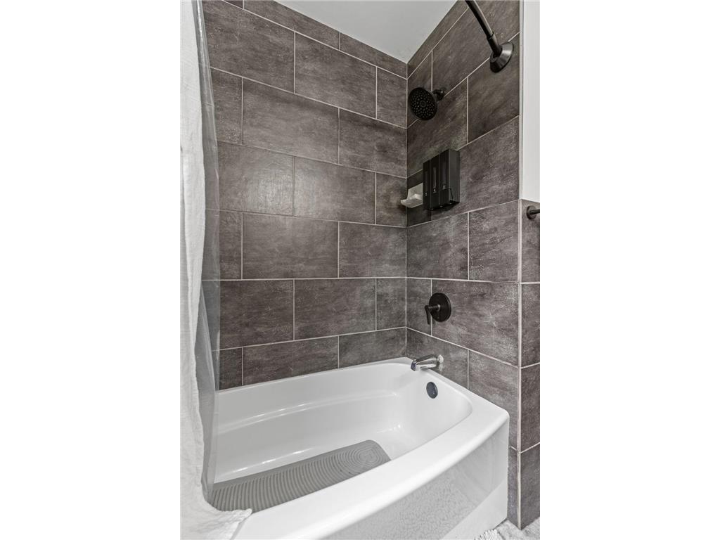 8140 Xerxes Avenue S Bloomington MN 55431 7086367 image11