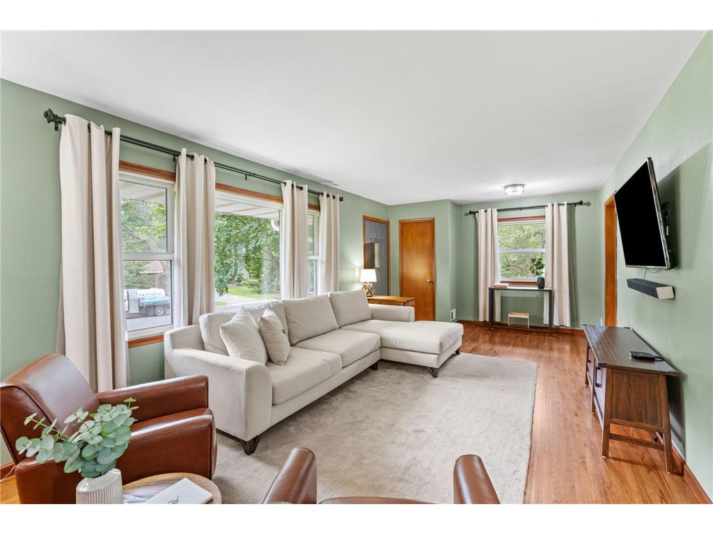 8140 Xerxes Avenue S Bloomington MN 55431 7086367 image3