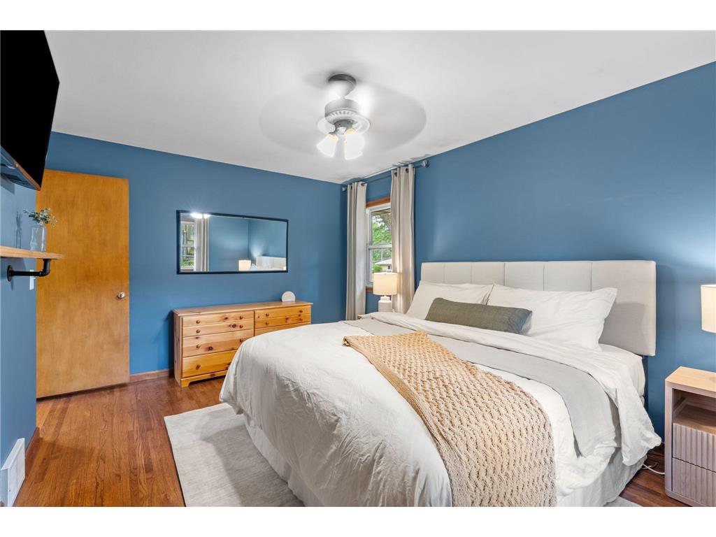 8140 Xerxes Avenue S Bloomington MN 55431 7086367 image8