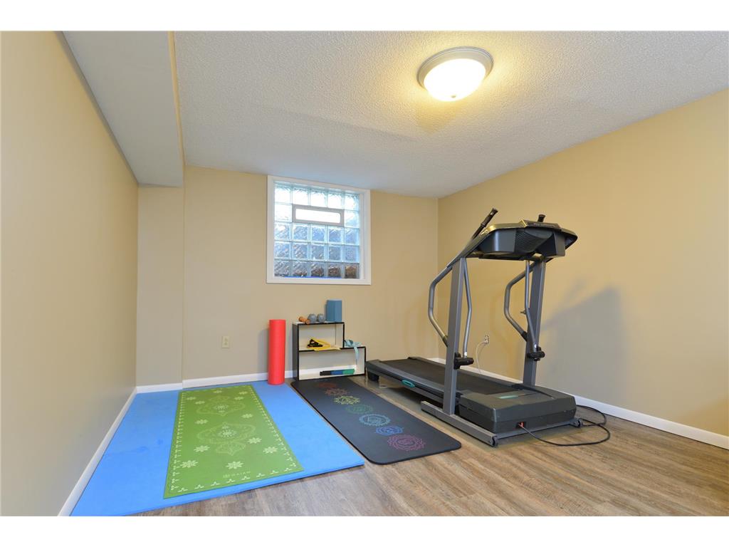 8141 13th Avenue S Bloomington MN 55425 7114394 image10